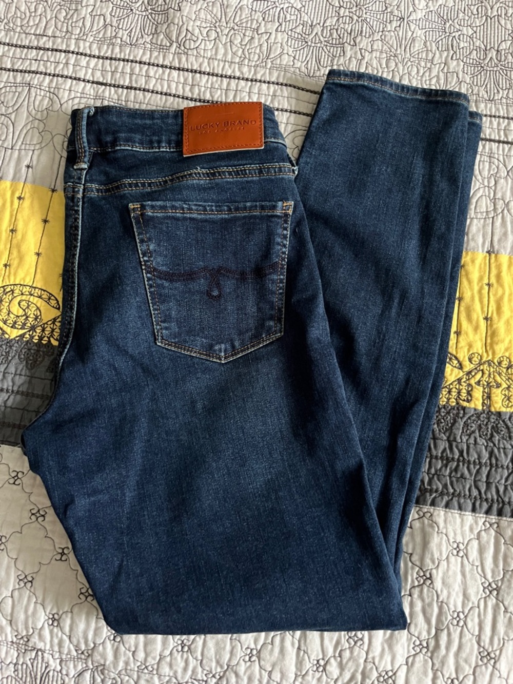 Lucky Brand Women’s Low-Rise Skinny Dark Jeans